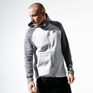 NIKE SPORTWEAR קפוצ'ון נייקי ספורט גברים | גווני אפור