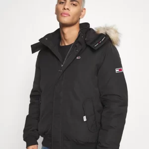 מעיל טומי פוך עם פרווה בכובע FUR DETAIL HOODED BOMBER JACKET IN BLACK
