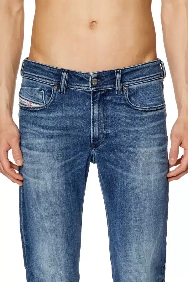 DIESEL SLEENKER 1979 JEANS -  גינס דיזל סלינקר