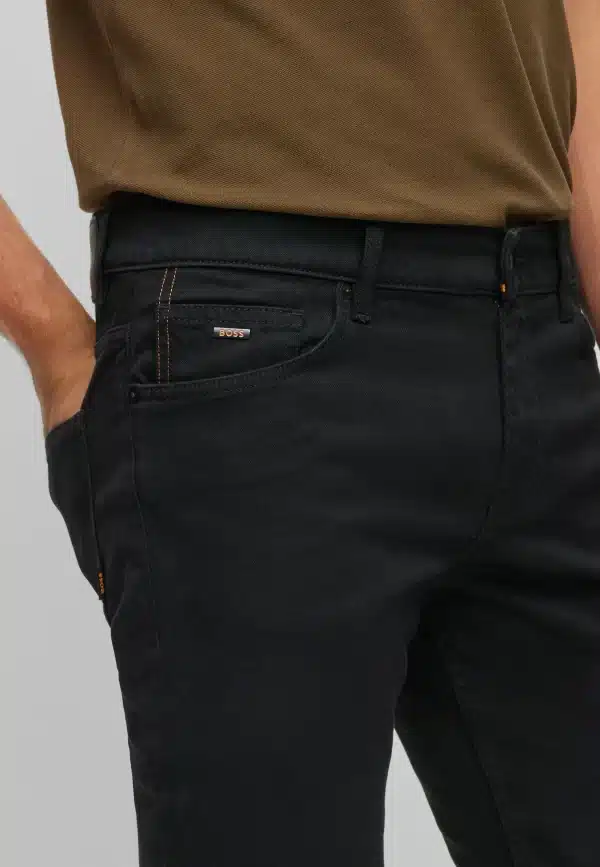 ⁦BOSS DELAWARE - Slim fit jeans - black - גינס בוס שחור חלק⁩ – תמונה ⁦5⁩