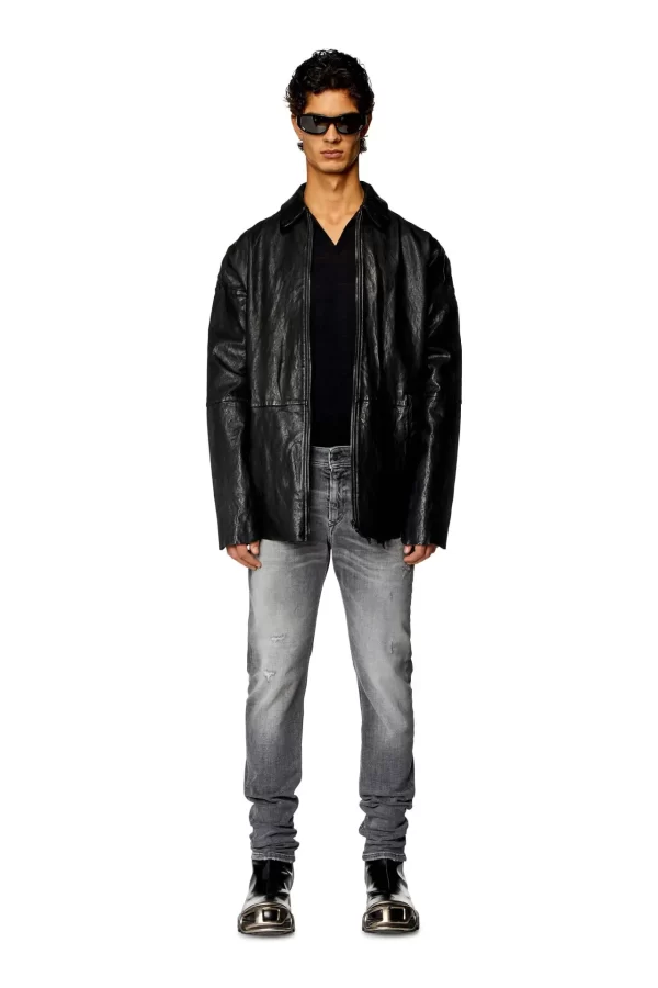 ⁦DIESEL SLEENKER 1979 JEANS - גינס דיזל סלינקר בצבע אפור⁩ – תמונה ⁦4⁩