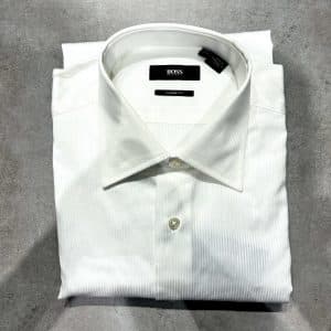 Hugo Boss Men's Regular Fit Striped Shirt  חולצה מכופתרת לבנה רגולר פיט עם כיס