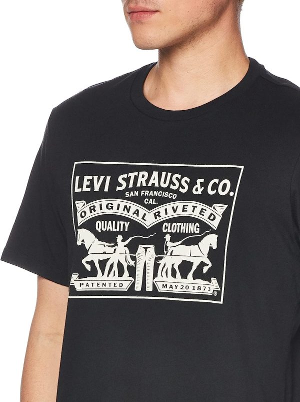 ⁦Levi's Men's 2-Horse Graphic Tee - טי שירט ליוויס לוגו עם ציור סוסים - שחור⁩ – תמונה ⁦2⁩