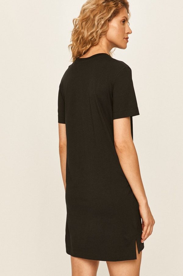 ⁦שמלה קלוין קליין Calvin Klein Logo Dress⁩ – תמונה ⁦5⁩