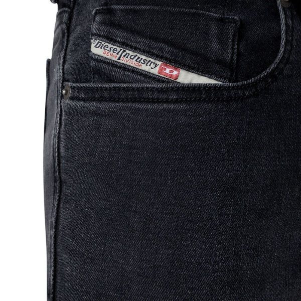 ⁦DIESEL SLEENKER 1979 JEANS - גינס דיזל סלינקר -אפור⁩ – תמונה ⁦4⁩