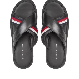 כפכפי עור ממותגים בגוון שחור TOMMY HILFIGER