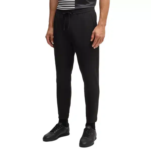מכנסי ג'וגינג HUGO BOSS | גברים | שחור