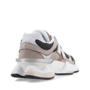 NEW BALANCE U9060 סניקרס ניו בלאנס | גווני חום | יוניסקס