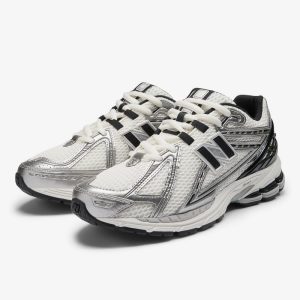 NEW BALANCE 1906 ניו בלאנס | שחור/שמנת | יוניסקס